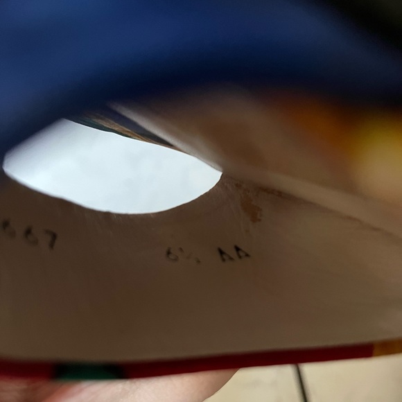 Stuart Weitzman butterfly heels - Picture 6 of 6